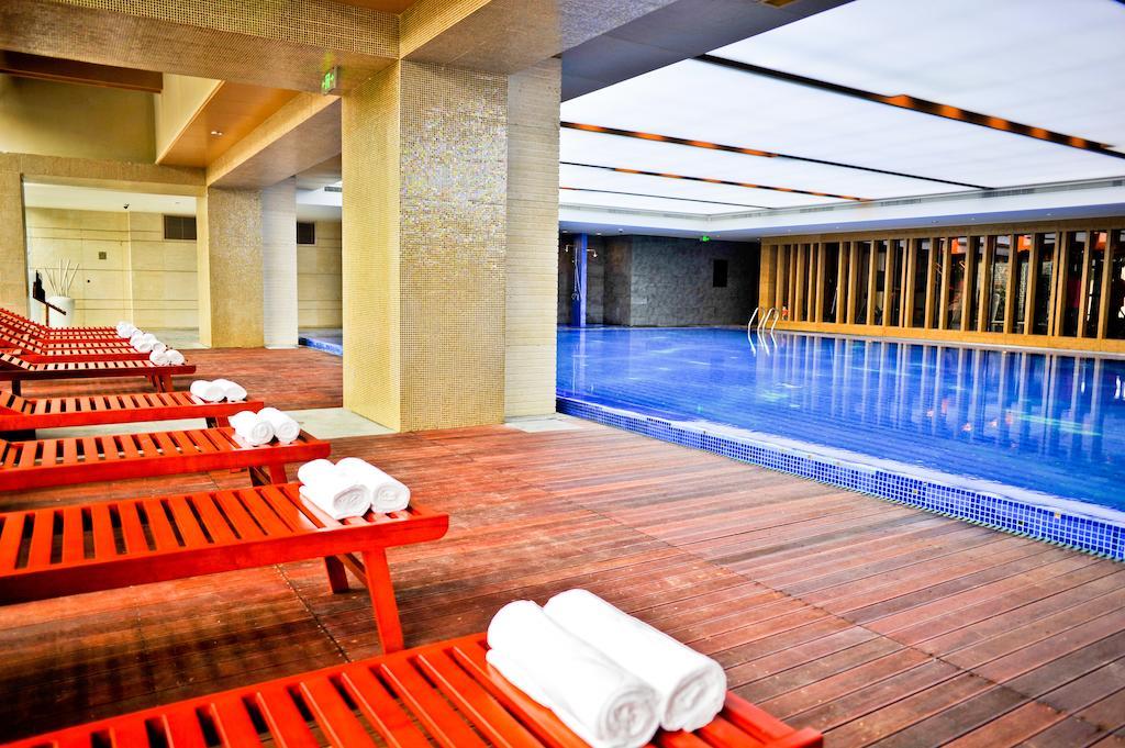 Chengdu Joyhub Air Hotel Bagian luar foto